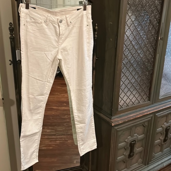 ⭐️ 2/$20 William Rast Skinny Snow Reese Jeans • SZ 29 - Picture 1 of 6